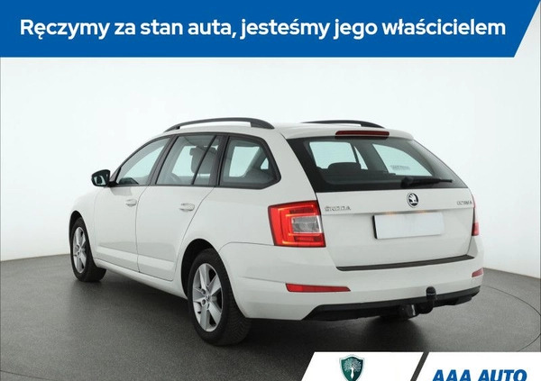 Skoda Octavia cena 38000 przebieg: 167386, rok produkcji 2014 z Tuchola małe 172